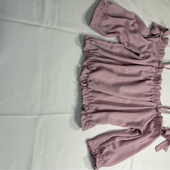 Iris Ruffled Blouse in Lavender - Picture 2 of 4